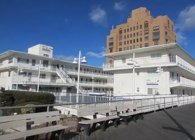 Property at 111 N Dudley Ave #101, Ventnor City, NJ, 08406, 1 bed, 1 bath, [object Object]