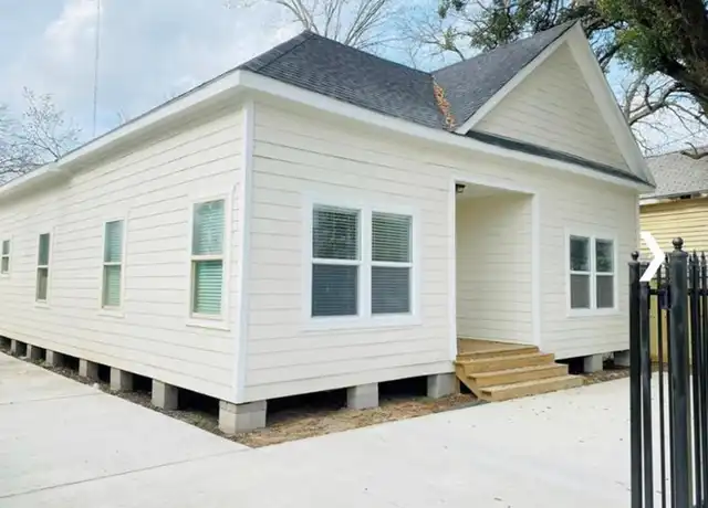 Property at 229 N Everton St, Houston, TX, 77003, 3 beds, 2 baths, [object Object]