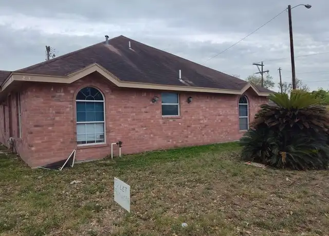 Property at 2117 Aruba Dr Unit 4, Edinburg, TX, 78541, 2 beds, 2 baths, [object Object]