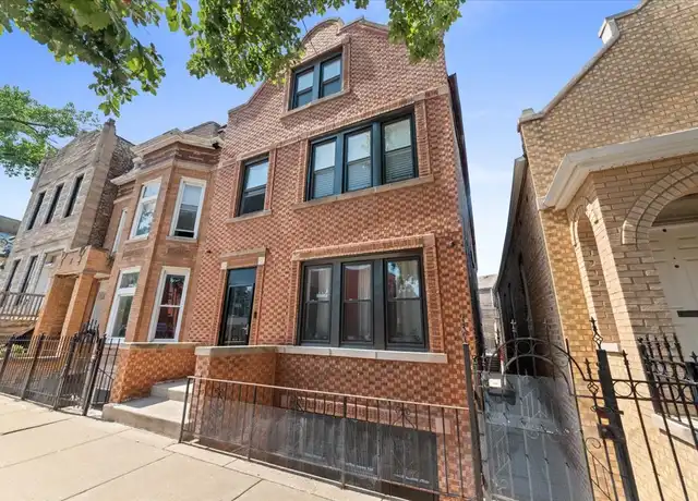 Property at 2246 W Coulter St Unit G, Chicago, IL, 60608, 0 beds, 1 bath, [object Object]
