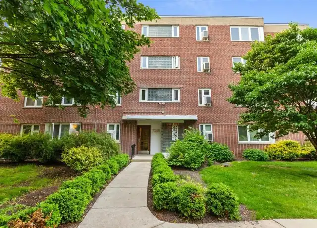 Property at 7206 Oak Ave, River Forest, IL, 60305, 1 bed, 1 bath, [object Object]