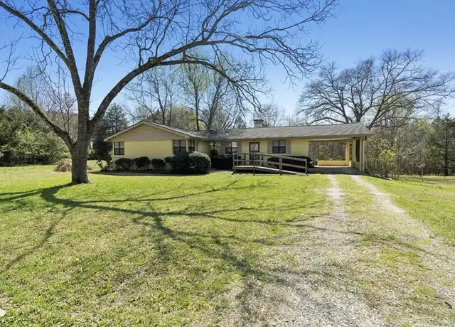 Property at 1002 Marshall Rd, Greenwood, SC, 29646, 3 beds, 2 baths, [object Object]