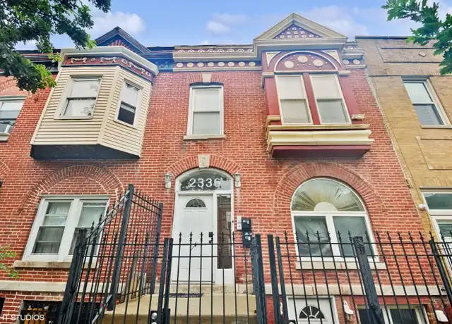 Property at 2336 W Taylor St Unit 2, Chicago, IL, 60612, 1 bed, 1 bath, [object Object]
