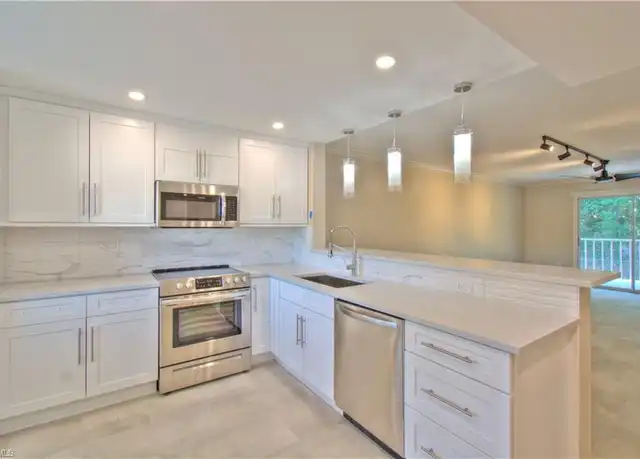 Property at 2360 Naples Trace Cir Unit 4-406, Naples, FL, 34109, 2 beds, 2 baths, [object Object]