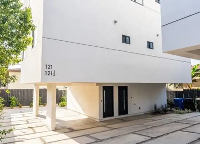 Property at 121 S Coronado St Unit 1/2, Los Angeles, CA, 90057, 3 beds, 2 baths, [object Object]