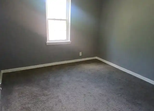 Property at 15959 Nelacrest Rd Unit 205, East Cleveland, OH, 44112, 2 beds, 1 bath, [object Object]