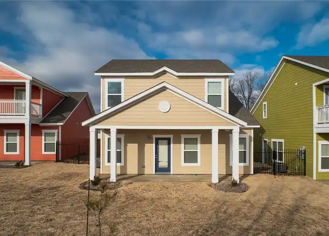 Property at 1690 N Izard Ln, Fayetteville, AR, 72704, 3 beds, 2.5 baths, [object Object]