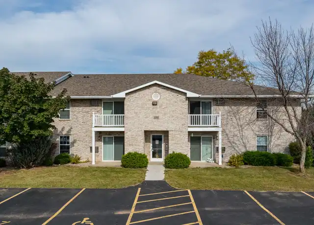 Property at 2597 W Waukau Ave Unit 2-2565, Oshkosh, WI, 54904, 2 beds, 1 bath, [object Object]