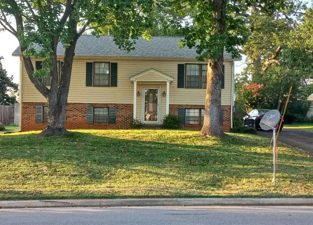 Property at 1028 Long Meadows Dr, Lynchburg, VA, 24502, 4 beds, 2.5 baths, [object Object]