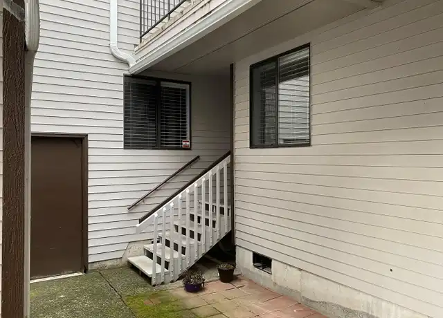 Property at 12282 SE 104th Ct Unit 9, Happy Valley, OR, 97086, 2 beds, 2 baths, [object Object]