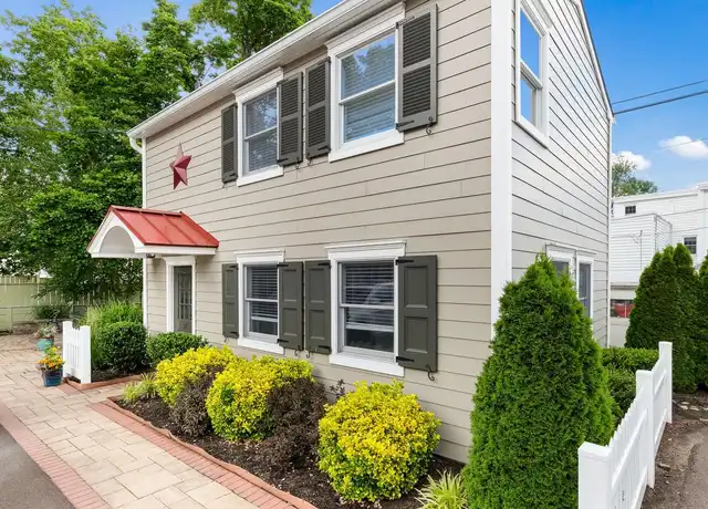 Property at 112 E State St Unit 7, Doylestown, PA, 18901, 1 bed, 1 bath, [object Object]