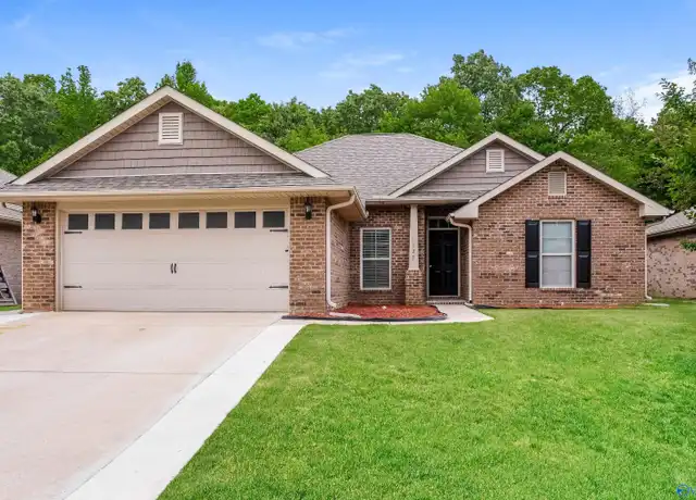 Property at 125 Bermuda Lakes Dr, Meridianville, AL, 35759, 4 beds, 2 baths, [object Object]