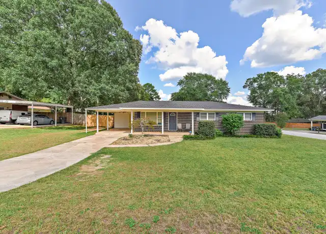 Property at 930 E Lee St, Enterprise, AL, 36330, 3 beds, 1.5 baths, [object Object]
