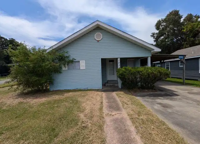 Property at 1030 Dallas St, Port Neches, TX, 77651, 2 beds, 1.5 baths, [object Object]