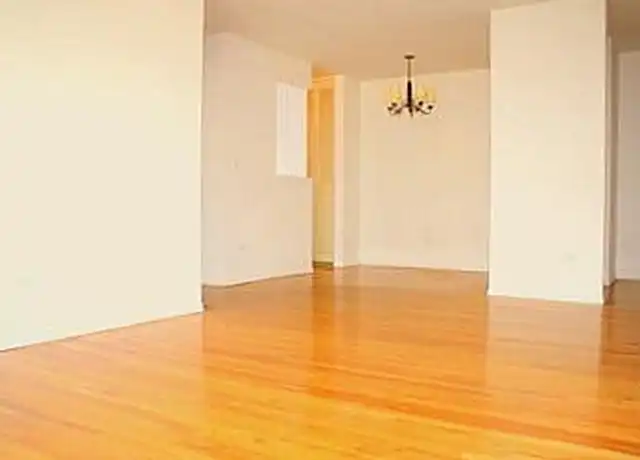 Property at 1055 W Catalpa Ave, Chicago, IL, 60640, 0 beds, 1 bath, [object Object]