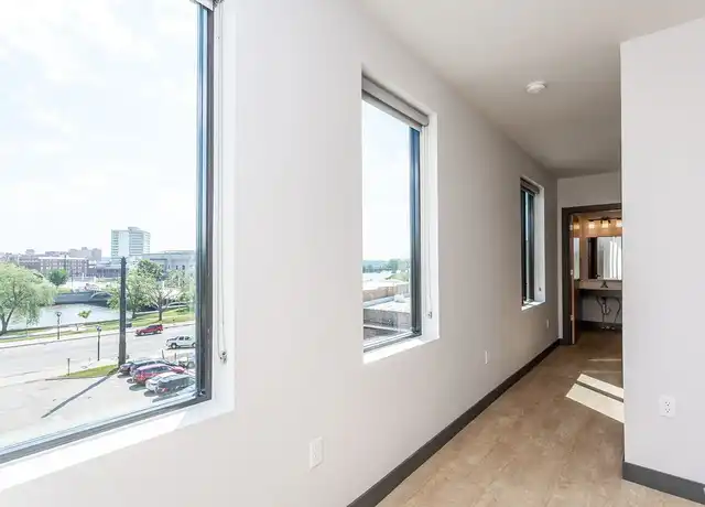 Property at 245 Kingston - Luxury Downtown Living - 245 2nd St SW, Cedar Rapids, IA, 52404, 0 beds, 1 bath, [object Object]