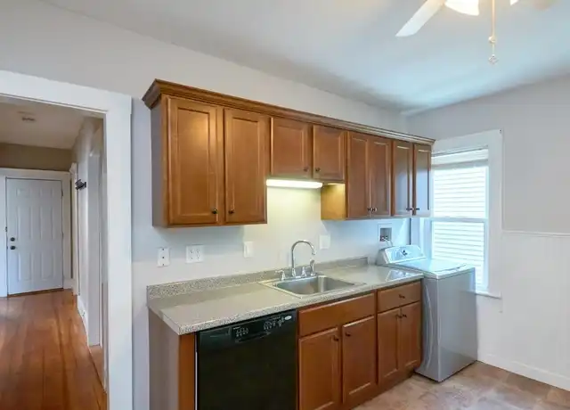 Property at 447 Ashmont St Unit 3, Dorchester, MA, 02122, 2 beds, 1 bath, [object Object]