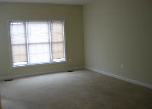 Property at 115 King St, Culpeper, VA, 22701, 4 beds, 3 baths, [object Object]