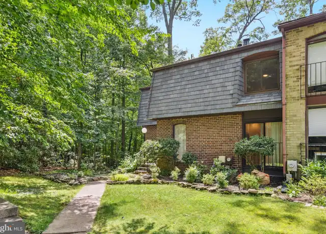 Property at 8080 Inverness Ridge Rd, Potomac, MD, 20854, 5 beds, 3.5 baths, [object Object]