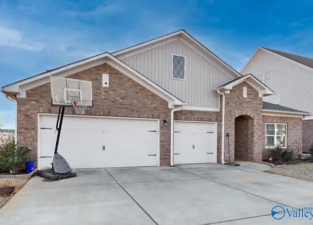 Property at 120 Chesire Cove Ln, New Market, AL, 35761, 4 beds, 3.5 baths, [object Object]
