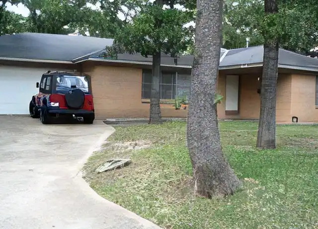 Property at 4005 Oaklawn St, Bryan, TX, 77801, 3 beds, 2 baths, [object Object]