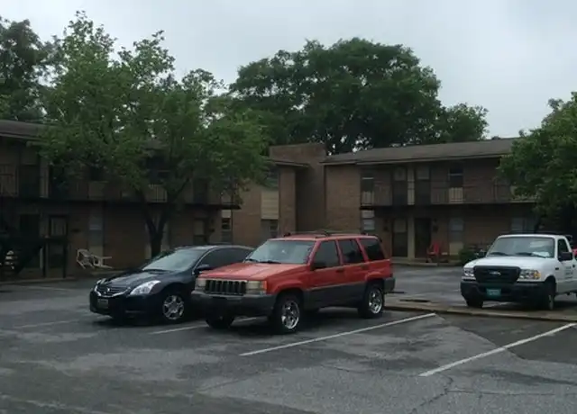 Property at 207 19th St Unit B7, Phenix City, AL, 36867, 2 beds, 1 bath, [object Object]