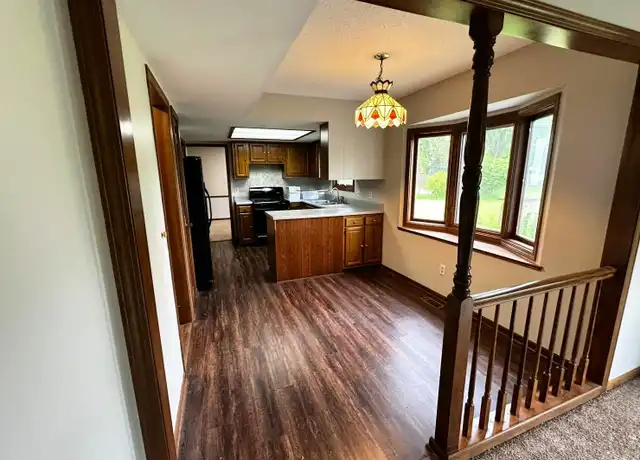 Property at 8928 Sunburst Ln, Fort Wayne, IN, 46804, 4 beds, 2.5 baths, [object Object]