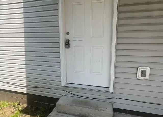 Property at 1103 18th St Unit B2, Vienna, WV, 26105, 1 bed, 1 bath, [object Object]