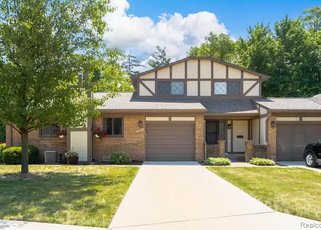 Property at 1931 Allenway Ct, Rochester Hills, MI, 48309, 2 beds, 2.5 baths, [object Object]