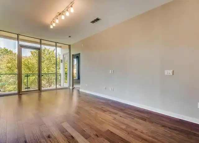 Property at 2950 McKinney Ave Unit 2552, Dallas, TX, 75204, 2 beds, 2 baths, [object Object]