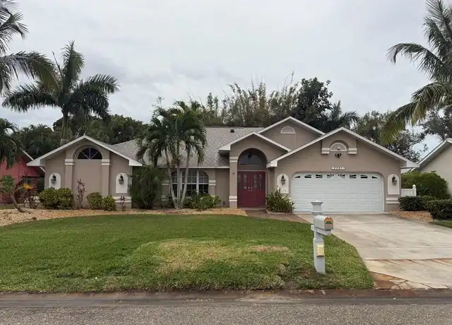 Property at 8831 Banyan Cove Cir, Fort Myers, FL, 33919, 3 beds, 2 baths, [object Object]