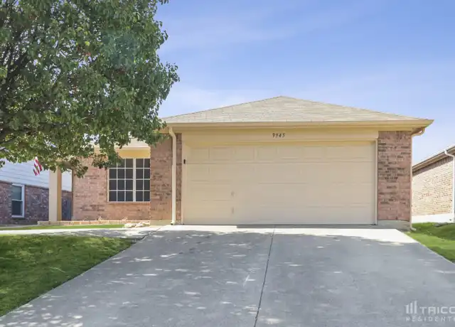 Property at 9945 Sparrow Hawk Ln, Fort Worth, TX, 76108, 3 beds, 2 baths, [object Object]