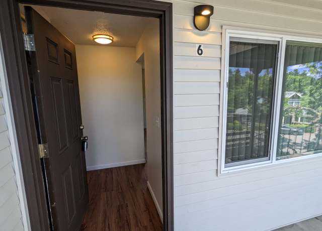 Photo of 6498 Lowry Dr Unit 06, West Linn, OR 97068