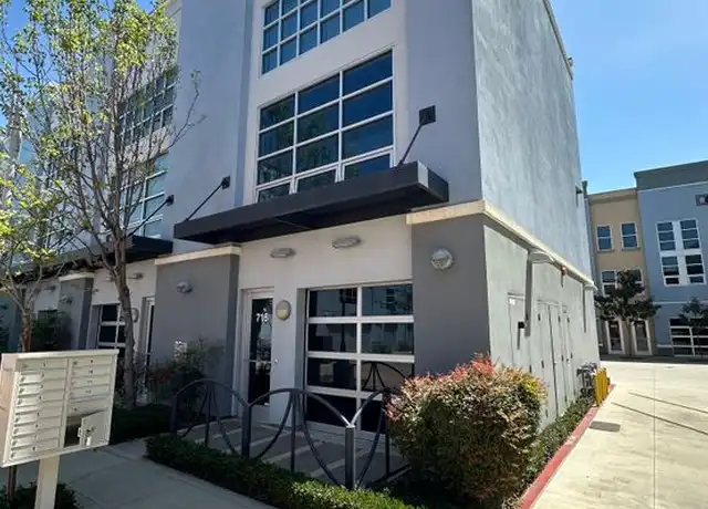 Property at 716 N Santiago St, Santa Ana, CA, 92701, 1 bed, 1.5 baths, [object Object]