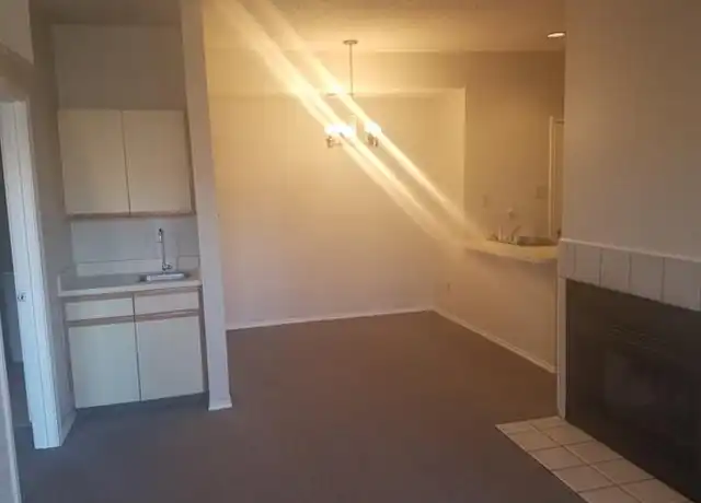 Property at 6248 Oram St #12, Dallas, TX, 75214, 1 bed, 1 bath, [object Object]
