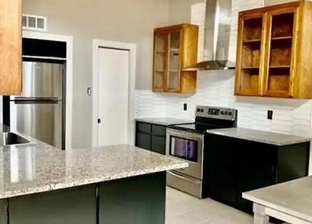 Property at 2708 McCart Ave, Fort Worth, TX, 76110, 2 beds, 2 baths, [object Object]