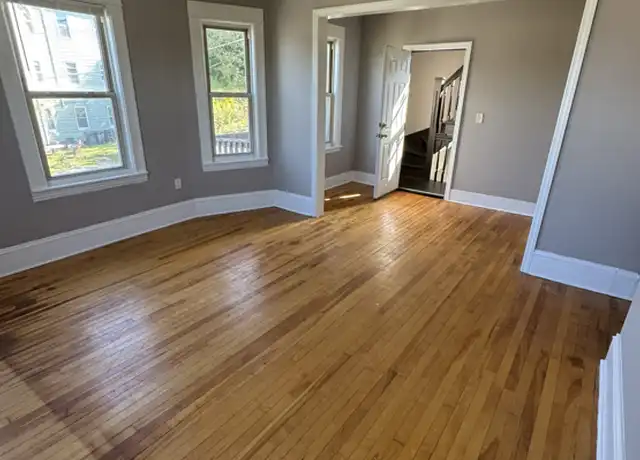 Property at 2 Wilkinson St, Worcester, MA, 01606, 3 beds, 1 bath, [object Object]