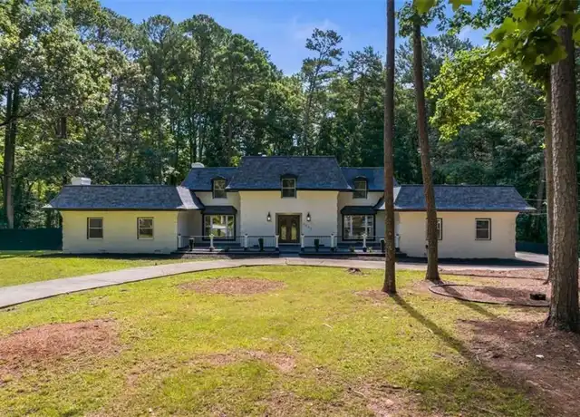 Property at 2023 Stoneleigh Dr, Stone Mountain, GA, 30087, 5 beds, 5.5 baths, [object Object]