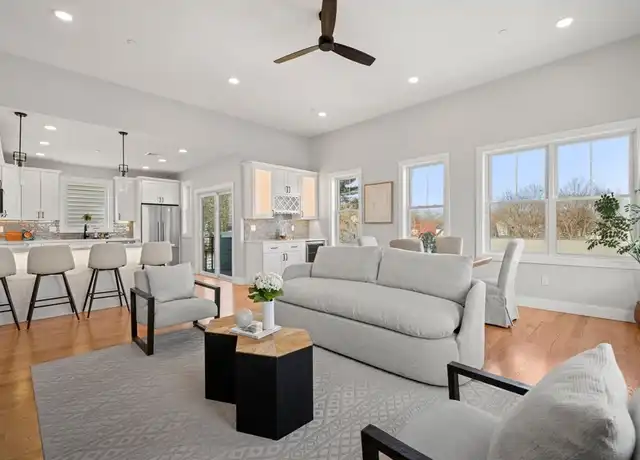 Property at 60 Fuller St #5, Dorchester, MA, 02124, 3 beds, 2 baths, [object Object]