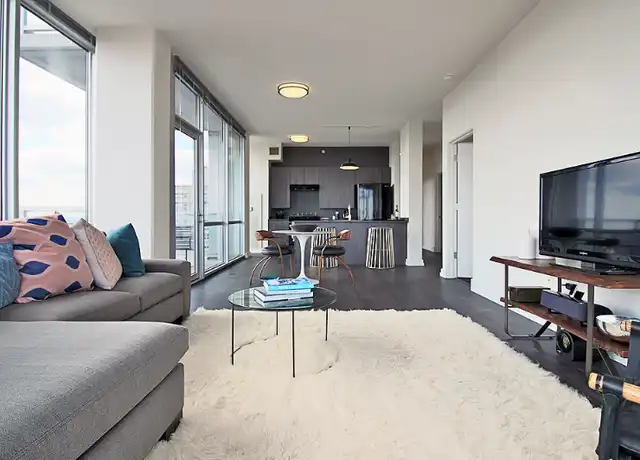 Property at 2152 S Indiana Ave, Chicago, IL, 60616, 2 beds, 2 baths, [object Object]