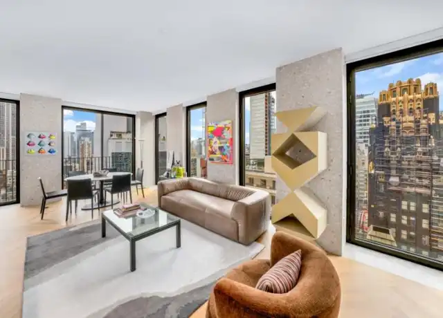 Property at 16 W 40th St, New York, NY, 10018, 2 beds, 2.5 baths, [object Object]