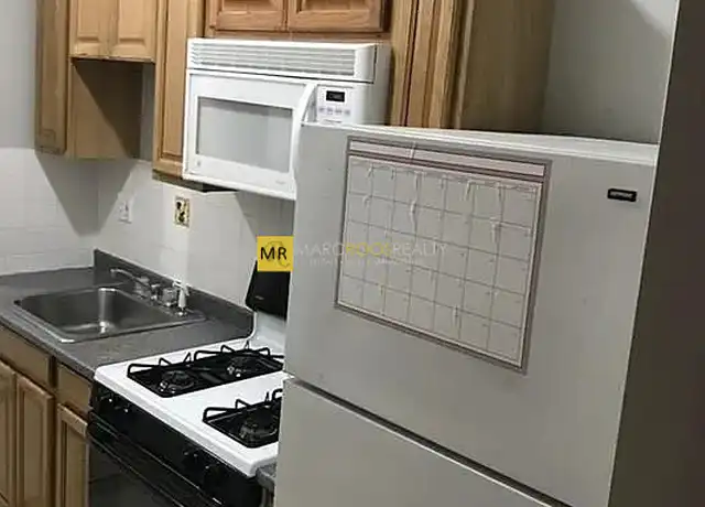 Property at 7 Austin St Unit 1, Somerville, MA, 02145, 2 beds, 1 bath, [object Object]