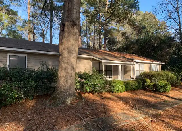 Property at 107 S Edgewood Dr, Statesboro, GA, 30458, 3 beds, 2 baths, [object Object]