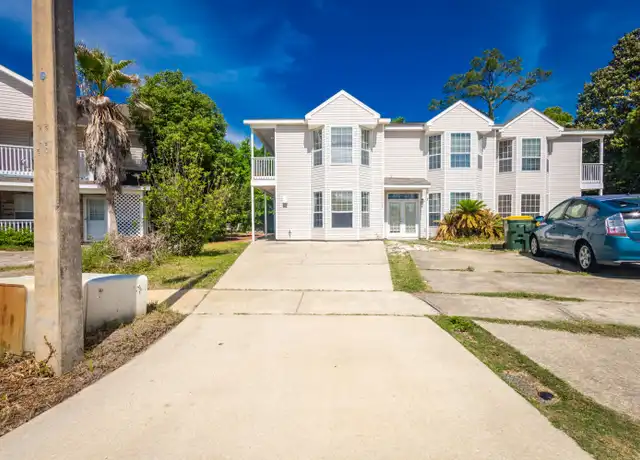 Property at 13 Chatelaine Cir SE Unit 1, Fort Walton Beach, FL, 32548, 3 beds, 3 baths, [object Object]