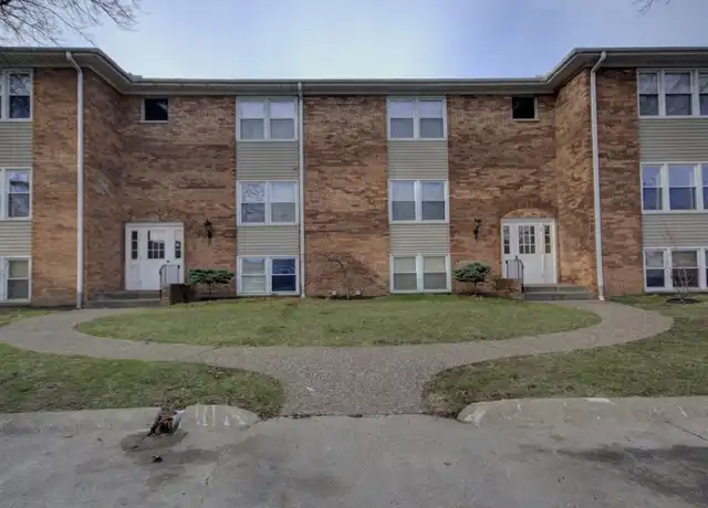 Property at 836 11th Street Ct #206, Silvis, IL, 61282, 2 beds, 1 bath, [object Object]