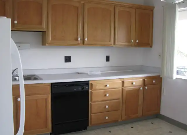 Property at 7300 Boris Ct Apt 17, Rohnert Park, CA, 94928, 2 beds, 1 bath, [object Object]