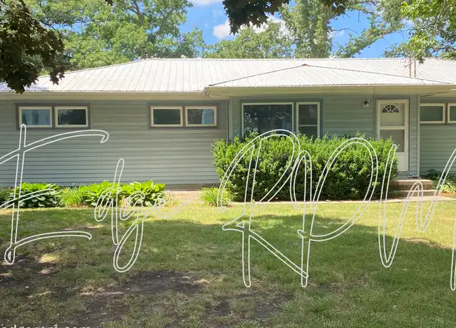 Property at 422 S Hackett Rd, Waterloo, IA, 50701, 3 beds, 1 bath, [object Object]