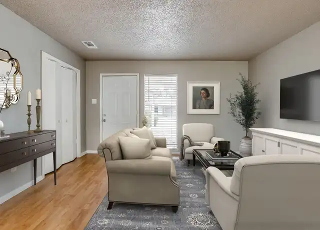 Property at 334 W Mustang St, Crowley, TX, 76036, 2 beds, 1 bath, [object Object]