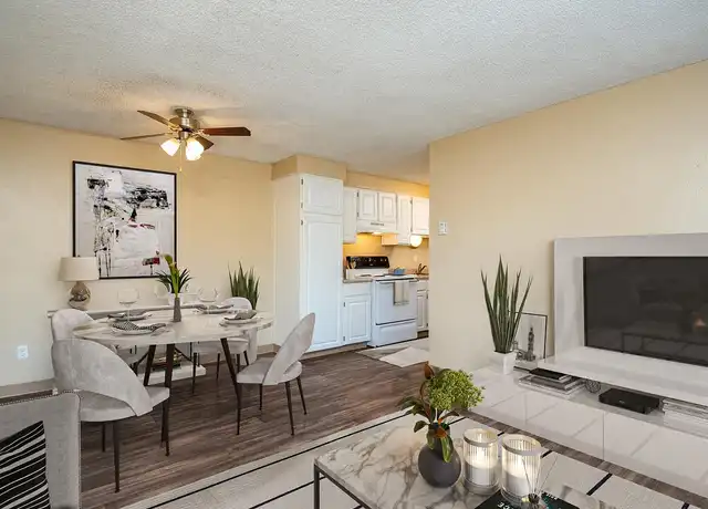 Property at Battlecreek South - 5952 Park Ct SE, Salem, OR, 97306, 1-2 bed, 1 bath, [object Object]