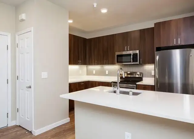 Photo of 121 Roble Rd, Walnut Creek, CA 94597